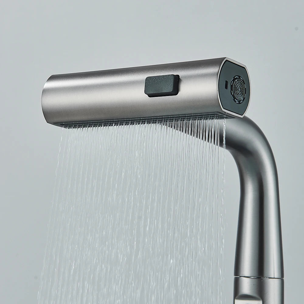 Intelligenter Wasserhahn mit Temperaturanzeige – Eleganz und Technik für Ihr Badezimmer