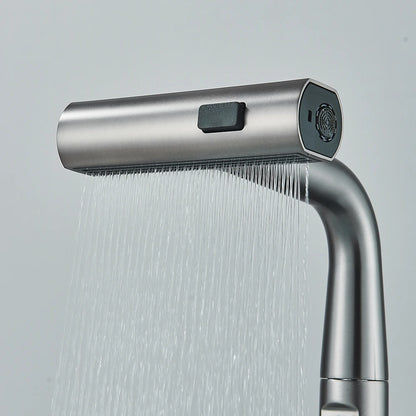 Intelligenter Wasserhahn mit Temperaturanzeige – Eleganz und Technik für Ihr Badezimmer